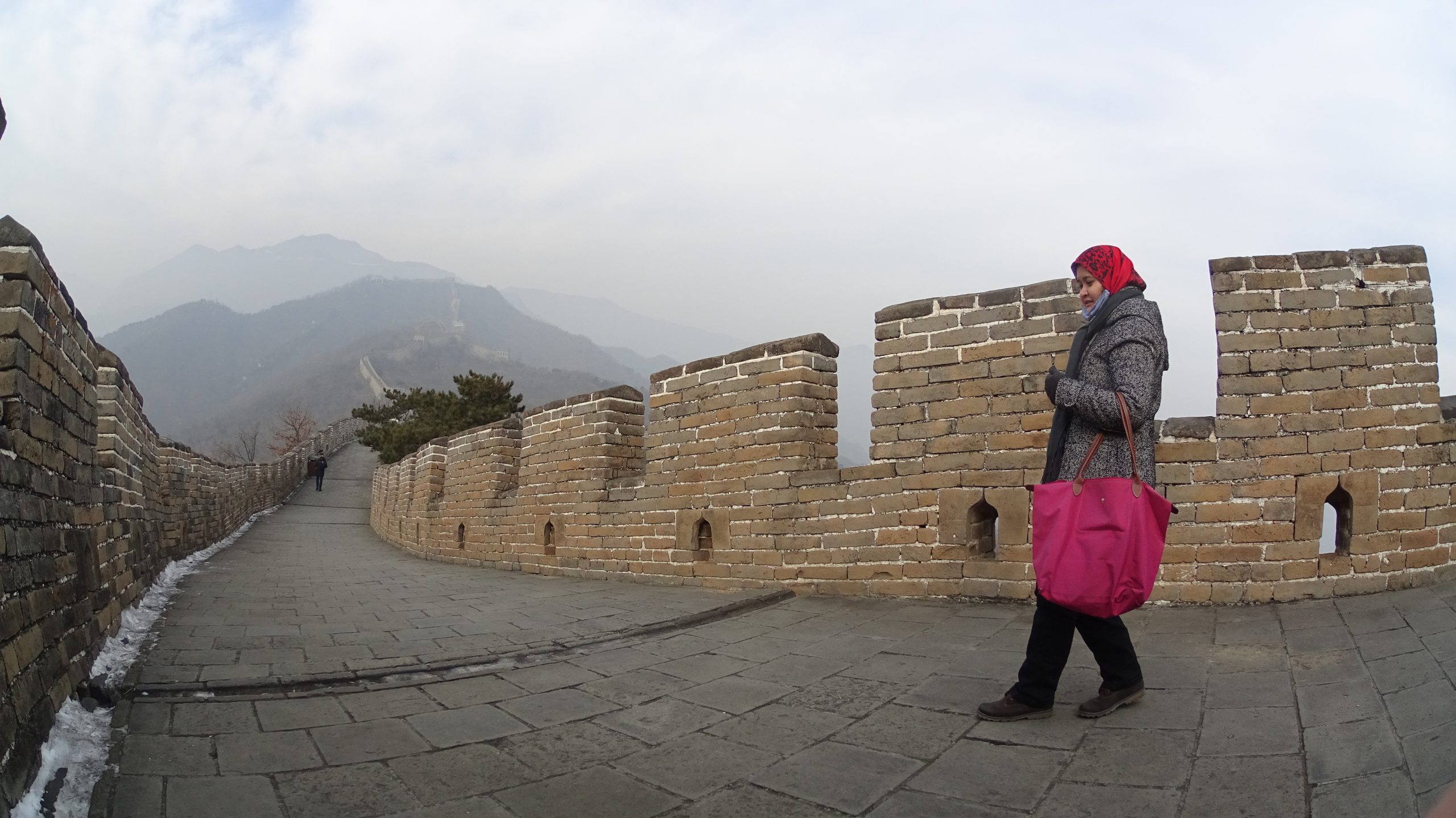The Great Wall at Mutianyu: Finding Quiet Moments on a Busy Wonder